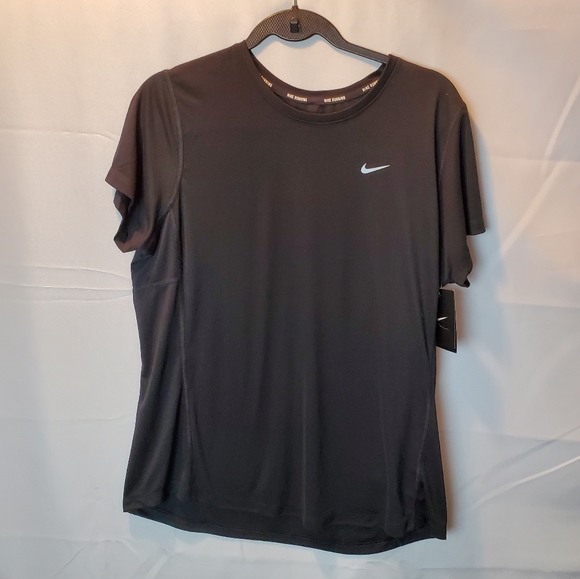 3/$15🖤 Nike Miler Dri-Fit Running Shirt XL Black Reflective Crewneck - Picture 2 of 6